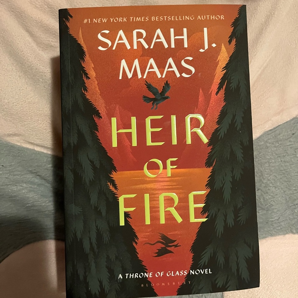 Heir of Fire by Sarah J. Maas Book
